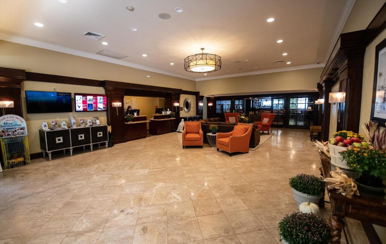 Holiday Inn Bar Harbor Regency Hotel By Ihg Exterior foto